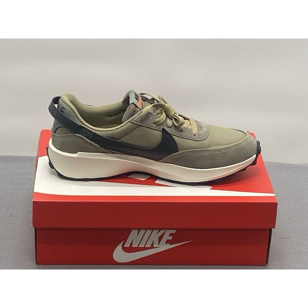 Nike Men's Olive Green and Black Athletic Sneakers